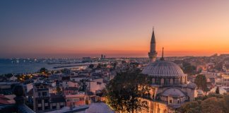 Turkey intensifies black market clampdown