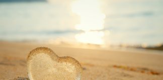 Playzia couples with Light & Wonder to elevate Love Island launch