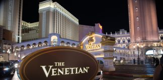 Las Vegas Sands Chair and CEO to stand down