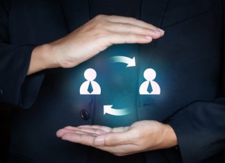 Bilyan Balinoff, Vegas Legends: Retention is the new acquisition Retention logos visualised within the hands of a person