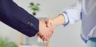 Hub88 boosts aggregation solution with G.Games partnership Two businessmen shake hands as Bjorn Sjoberg joins EveryMatrix