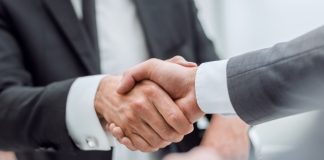 Aviatrix’s crash games added to iGP’s iGaming Deck roster Businessmen handshake