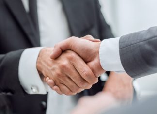 Aviatrix’s crash games added to iGP’s iGaming Deck roster Businessmen handshake