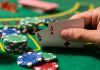 Pennsylvania agrees to join online poker shared player pool Player looking at his hand