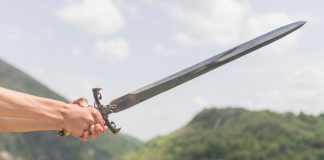500.casino – Christoffer Andersson: Malta’s Bill 55 is a double-edged sword Man holds sword in the air, presenting the double edges
