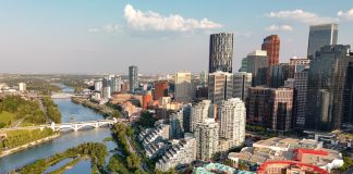Alberta close to legalising commercial online gambling after passing iGaming Alberta Act Calgary, Alberta as the Canadian province edges closer to legalising iGaming