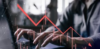 Major departure as Genting Singapore reports significant earnings dip Down trending graph