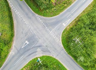 Trump ‘captured’ CFTC leaves gaming at an uncomfortable crossroads Overhead shot of a set of crossroads, a position the US gaming industry currently finds itself in