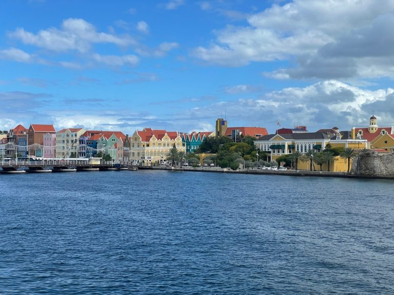 Curaçao horizon