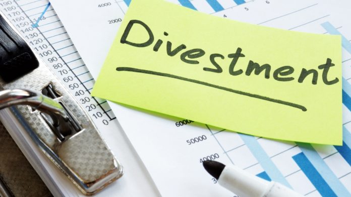 raketech-divests-non-core-us-tipster-assets Divestment underlined on a post it note