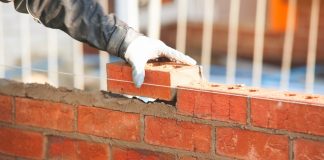 bet365 builds on North American offering with Wazdan Builder building a brick wall