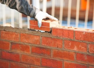 bet365 builds on North American offering with Wazdan Builder building a brick wall