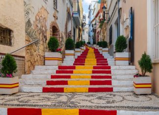 DGOJ : accountability leads Spain’s new Safe Play programme Steps painted in the orange and red colours of the Spanish flag