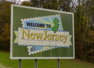 New Jersey lawmakers pass sweeps ban despite SGLA push New Jersey state sign