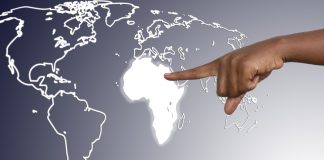 888 Africa – Christopher Coyne: Egypt could be Africa’s next ‘super-sized’ market Hand pointing to Africa