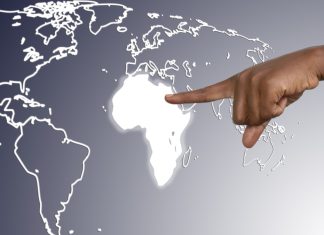 888 Africa – Christopher Coyne: Egypt could be Africa’s next ‘super-sized’ market Hand pointing to Africa