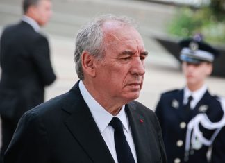 Online casinos on tenterhooks as France ousts Bayrou Bayrou ousted in France