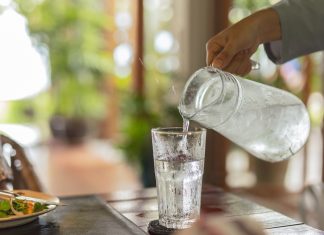 Four takeaways as BetMGM pours cold water on prediction market prospects Pouring cold water on prediction markets