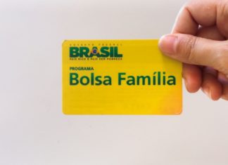 Brazil reinforces welfare spending ban on sports betting Bolsa Familia card
