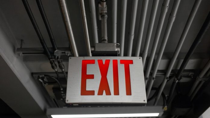 uae-future-gcgra-ceos-exit Exit sign