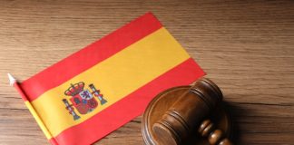 “Inaccurate and disproportionate” Spanish regulators criticised in Codere saga Spain flag and gavel