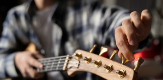 Alberta iGaming market fine-tuned but still missing a launch date Guitar tuning