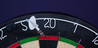 Mr Vegas lands big double finish with PDC deal extension Darts