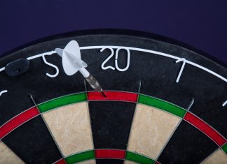Mr Vegas lands big double finish with PDC deal extension Darts