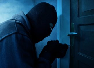 Ensuring European tax turmoil doesn’t open the door for the black market Robber opening door