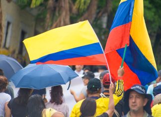 Colombia’s government continues dogged iGaming tax pursuit Colombia flag
