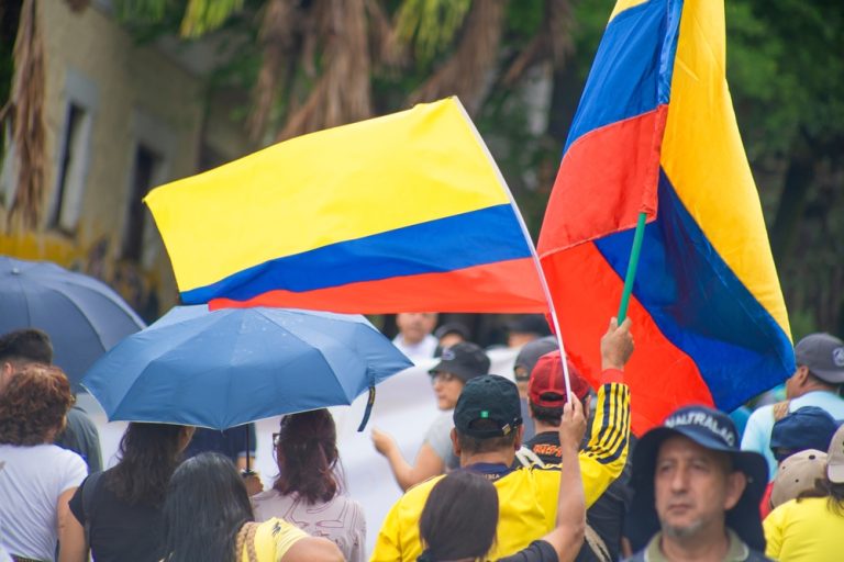 Colombia’s government continues dogged iGaming tax pursuit Colombia flag