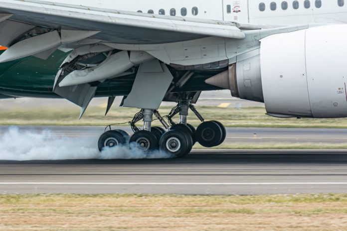 Wazdan Close up of plane landing