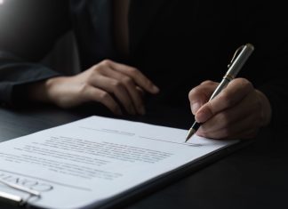 Lynon inks ICONIC21 content deal Contract being signed