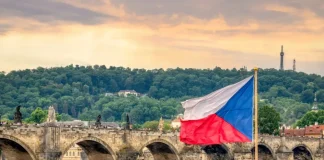 Greentube secures Czech expansion with Kingsbet CZ acquisition Czech flag