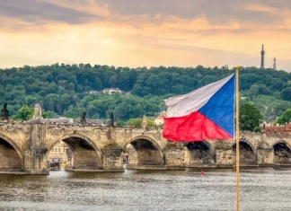 Greentube secures Czech expansion with Kingsbet CZ acquisition Czech flag