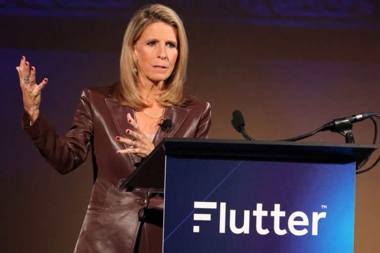 Flutter announces shock exit of Amy Howe as FanDuel CEO Amy Howe