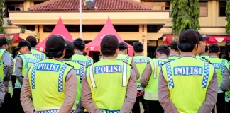 Indonesian police arrest over 300 in online gambling crackdown Indonesian police