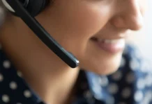 PAGCOR orders advertising overhaul to include gambling helpline Woman working in call centre